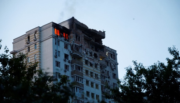 Trzeci atak na Kijów w ciągu doby - zniszczono ponad 20 dronów, są ranni i zabici

