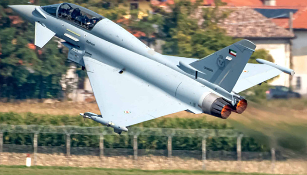 Reznikov: Alemania podría ofrecer aviones Eurofighter para fortalecer a Ucrania