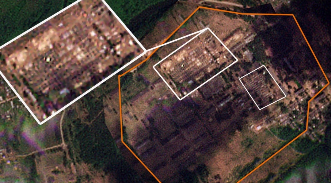 Супутниковий знімок військової частини в селі Цель 27 червня