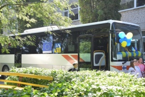 Житомирщина отримала від Фінляндії три автобуси для перевезення дітей