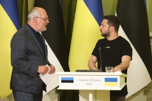 Розмінування та оборонні підприємства: Зеленський розповів, про що домовився з президентом Естонії