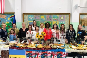 Україну представили на Міжнародному дні в Американській школі в Анкарі
