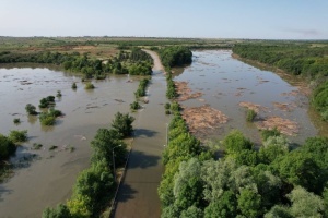 Південне узбережжя Криму накрили сильні зливи, є підтоплення