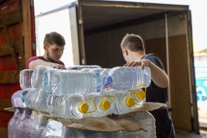 Полтавщина передала 100 тонн питної води для жителів Херсонщини
