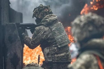 Ukrainisches Militär meldet 23 Gefechte und 56 Angriffe des Feindes binnen eines Tages - Generalstab
