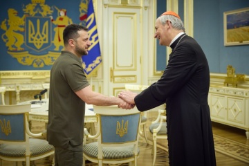 Selenskyj spricht mit Friedensvermittler des Papstes über ukrainische Friedensformel