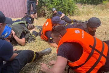 Dos rescatistas heridos como consecuencia del bombardeo ruso en la región de Jersón