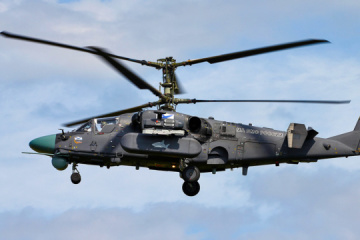 Marinesoldaten zerstören russischen Ka-52-Hubschrauber Alligator