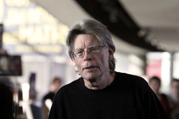 Stephen King on delays in U.S. aid for Ukraine: 'House Republicans are killing Ukraine'
