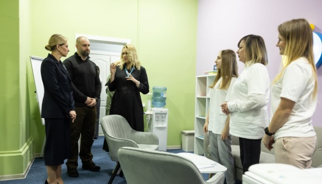 Зеленська у Харкові відвідала дитячий мультифункціональний центр «Спільно»