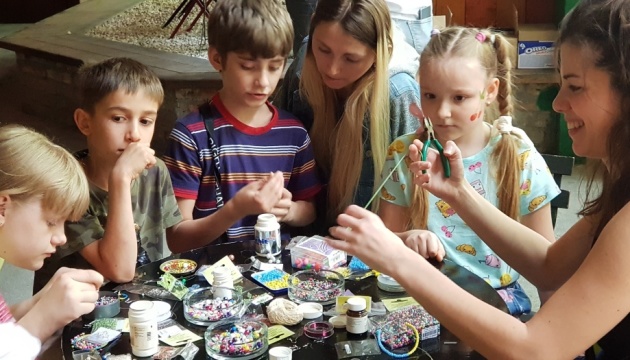 У Будапешті українці провели святковий День дітей