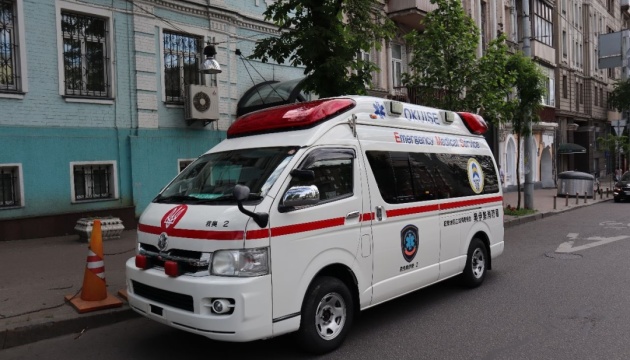 三重県消防署の人道支援用救急車、ウクライナへ到着
