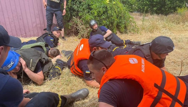 Унаслідок обстрілу РФ на Херсонщині поранені двоє рятувальників