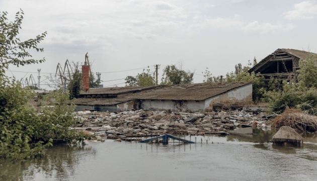 Понад 3,3 тисячі осель залишаються підтопленими внаслідок підриву росіянами Каховської ГЕС 