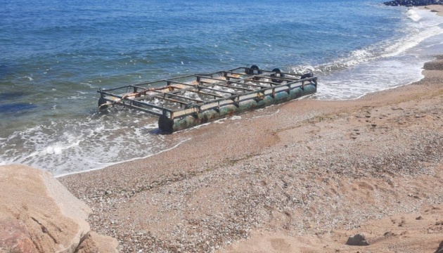 Підрив греблі Каховської ГЕС: море на Одещині перетворюється на сміттєзвалище
