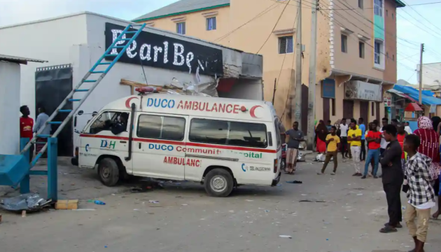 Бойовики вчинили напад на ресторан у столиці Сомалі, дев'ятеро загиблих
