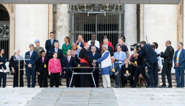 У Ватикані 30 нобелівських лауреатів підписали декларацію за мир