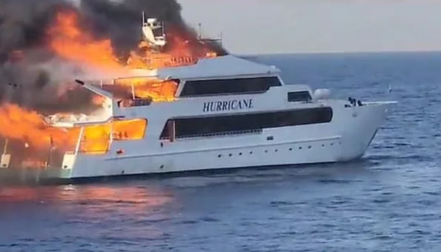 В Єгипті через пожежу на яхті загинули троє британських туристів