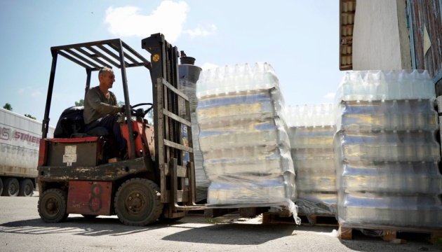 Полтавщина відправила на Херсонщину 14 вантажівок з гуманітарною допомогою