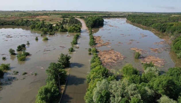 Kherson RMA shows village where water receding