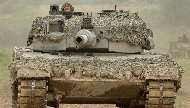 Belgia przekaże Ukrainie czołgi Leopard i transportery opancerzone M113