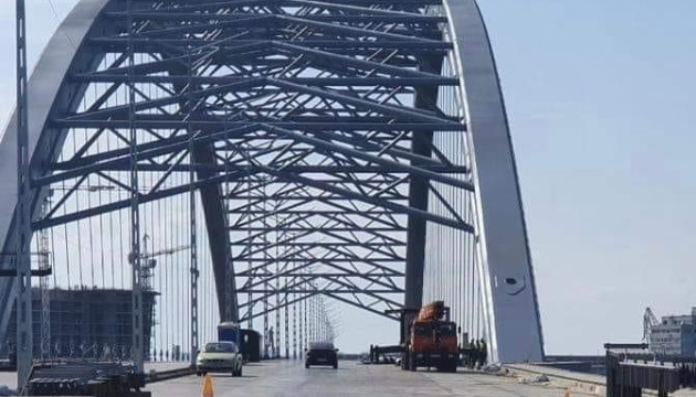 Розкрадання на будівництві Подільського мосту: директор підприємства отримав нову підозру