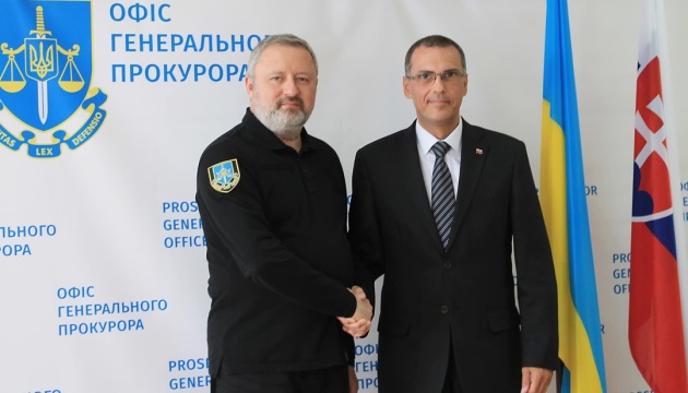 Костін відзначив внесок словацьких фахівців у розслідування злочинів РФ проти України
