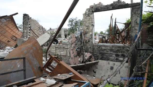 Invaders shell village in Donetsk region with artillery, three civilians injured