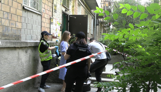 In einem Hochhaus in Kyjiw zwei minderjährige Mädchen tot gefunden  