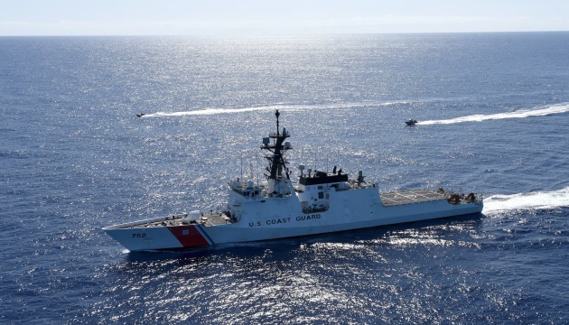 США через день після візиту Блінкена в Китай направили військовий корабель через Тайванську протоку