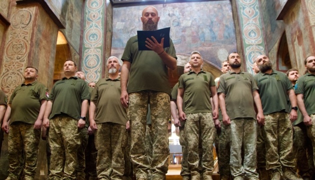 У «Софії Київській» відбувся випуск військових капеланів