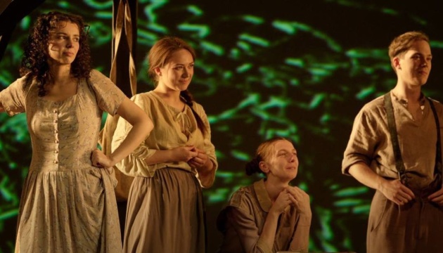В Ірландії показали виставу театру Лесі Українки «Переклади»