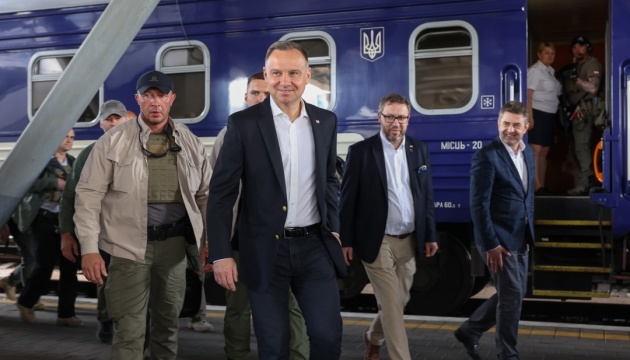 Presidente de Polonia llega a Kyiv en una visita no anunciada
