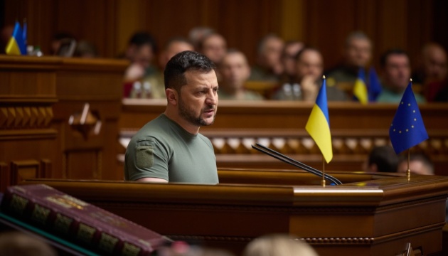 Ukraine seeks to manufacture air defense systems, tanks, and guns - Zelensky