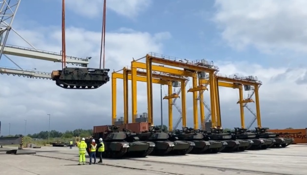 У польському порту вивантажують американські танки Abrams - Моравецький