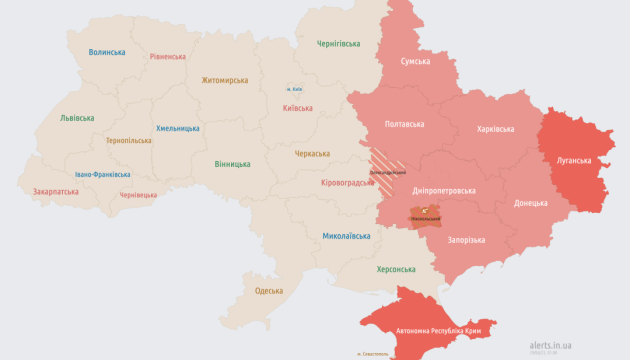 У Запоріжжі пролунав вибух, на сході України шириться повітряна тривога