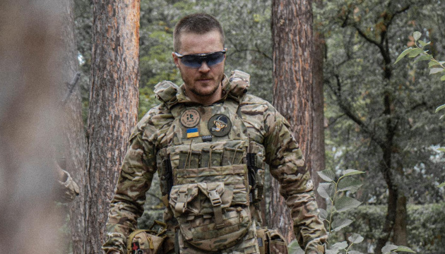 Азиялық порно жұлдыз Даника