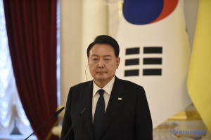 Лідер Південної Кореї візьме участь у Саміті миру
