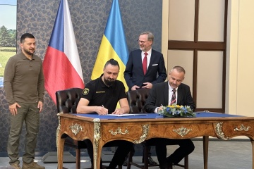ウクライナとチェコ、防衛産業協力覚書に署名