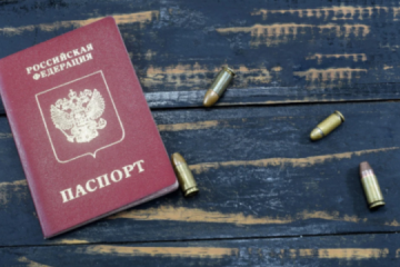 Les envahisseurs des territoires occupés menacent d'expulser les Ukrainiens qui refusent les passeports russes