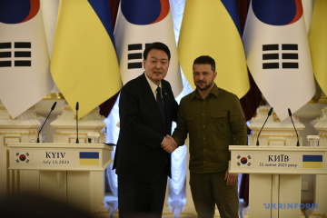 Peace formula, food and energy security: Zelensky meets with South Korean president