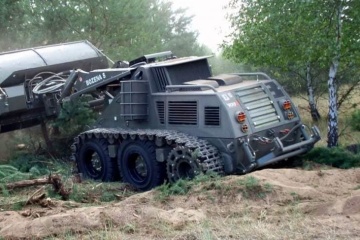 État-major général : Le véhicule de déminage slovaque Bozena-5 sauve la vie des sapeurs ukrainiens 