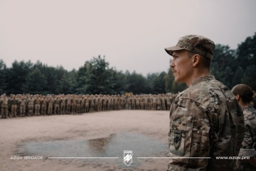 ウクライナに帰国した指揮官、アゾフ旅団への今後の復帰を宣言