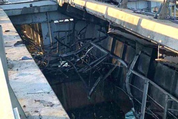 Fuentes: El ataque nocturno en el puente de Kerch es una operación especial del SBU y la Armada de Ucrania
