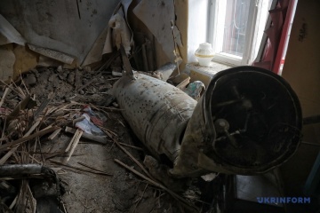 ロシア軍ミサイルの破片、オデーサの民家に落下　７４歳の男性負傷