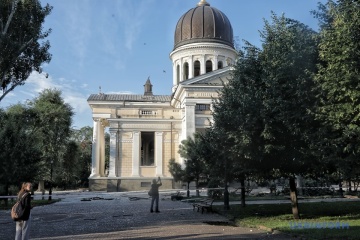 Meloni promete ayuda de Italia para la restauración de la catedral en Odesa