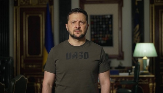 Zelensky firma un decreto sobre la prestación de ayuda humanitaria a Eslovenia