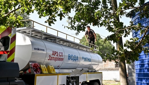 Rescuers deliver 22 tons of water to Zaporizhzhia community