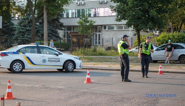 Вибух у Шевченківському суді: у радіусі кілометра перекрили дороги