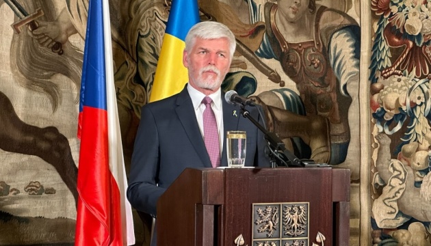 Президент Чехії: Якщо Україна впаде - впадемо ми всі